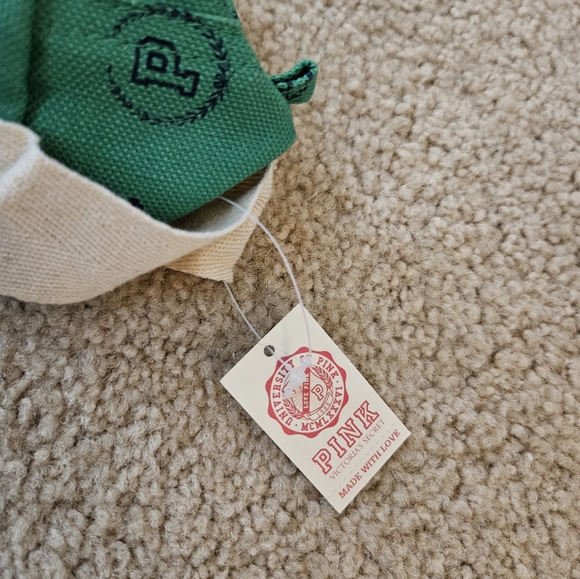 Victoria's Secret PINK Green Zipper Pouch with Logo New with Tags - Picture 5 of 12